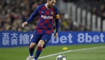  纽卡斯尔联状态火热，客场掀翻曼彻斯特联